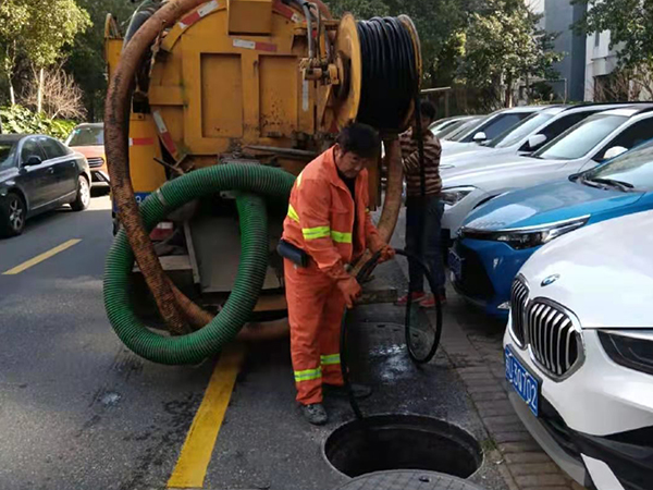 番阳镇排污管道清淤