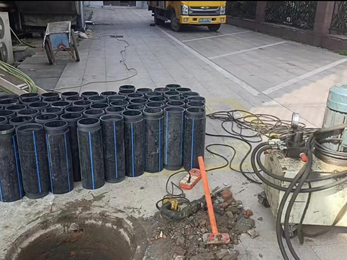 番阳镇PE置换管厂家 DN315置换管 非开挖管短管置换